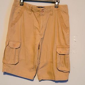 BEVERLY HILLS POLO MENS SHORTS SIZE 30